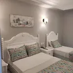 Grand Levent فندق
