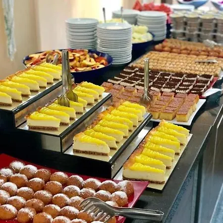 Grand Levent Otel 4*