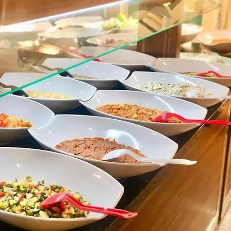 Grand Levent Hotel 4*