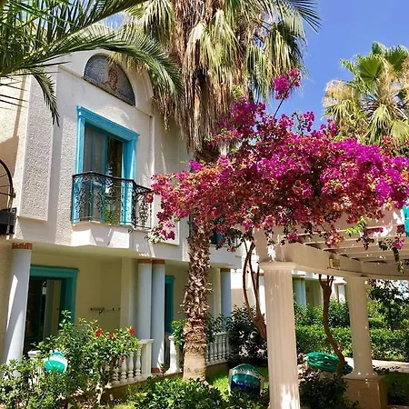 Szálloda Grand Levent 4*